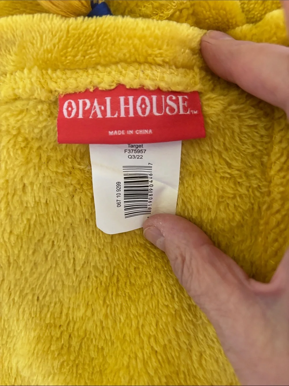 Opalhouse Soft Tassle Throw Blanket and Plush Pillow Cover Set